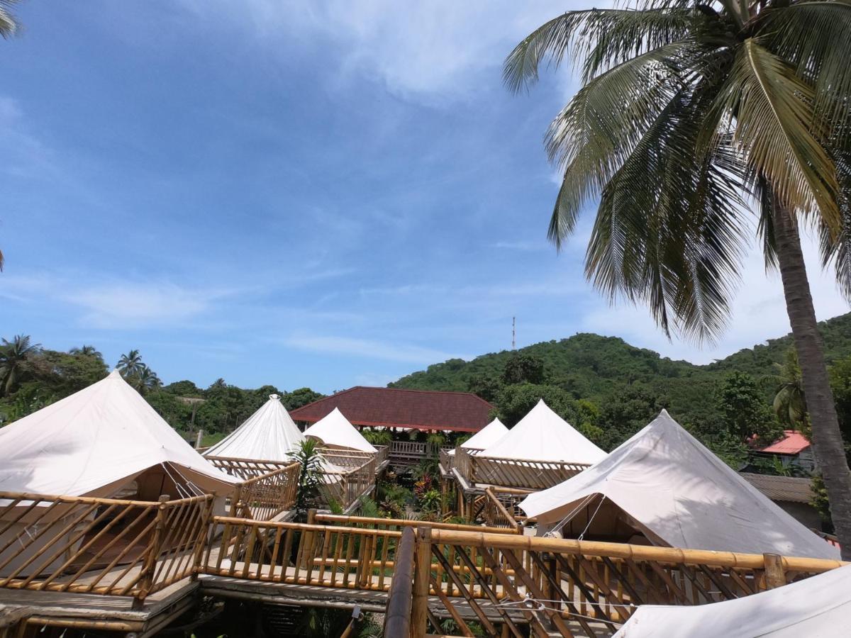ホテル Glamping Due Amici パロミノ エクステリア 写真