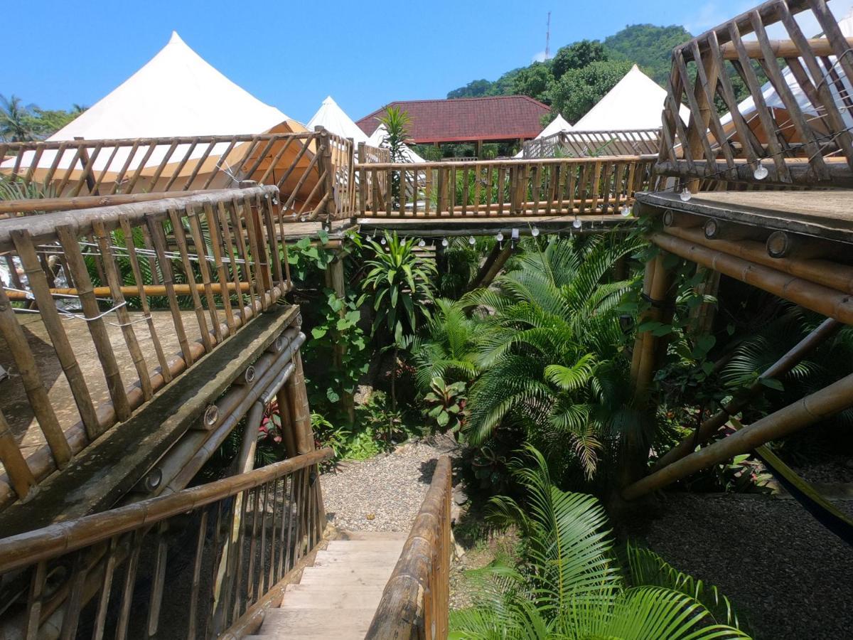 ホテル Glamping Due Amici パロミノ エクステリア 写真