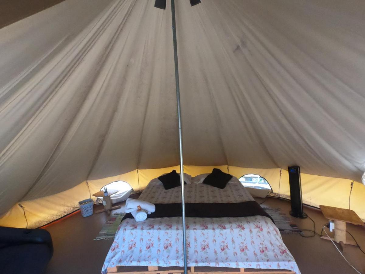 ホテル Glamping Due Amici パロミノ エクステリア 写真