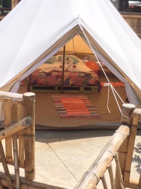 ホテル Glamping Due Amici パロミノ エクステリア 写真