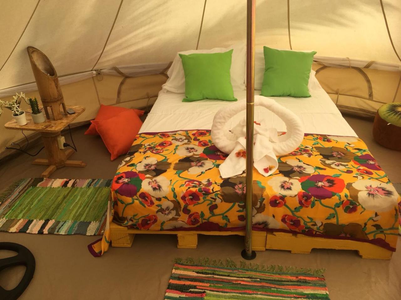 ホテル Glamping Due Amici パロミノ エクステリア 写真